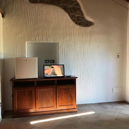 Li Casacci Acomodação com café da manhã Arzachena Exterior foto